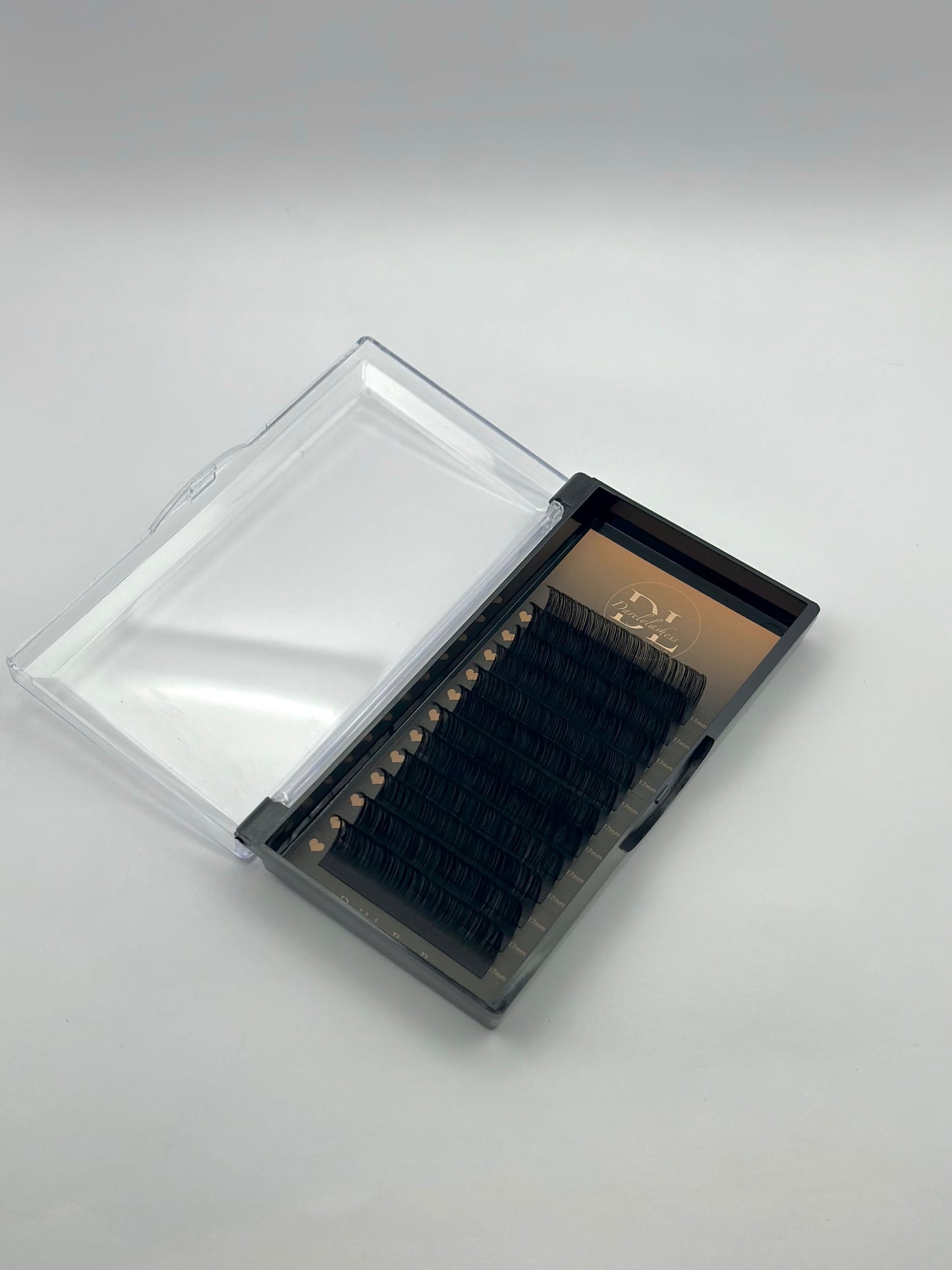 Cashmere 0.05 D Curl Volume Lashes